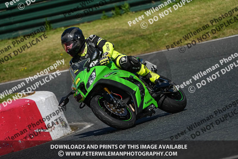 enduro digital images;event digital images;eventdigitalimages;mallory park;mallory park photographs;mallory park trackday;mallory park trackday photographs;no limits trackdays;peter wileman photography;racing digital images;trackday digital images;trackday photos